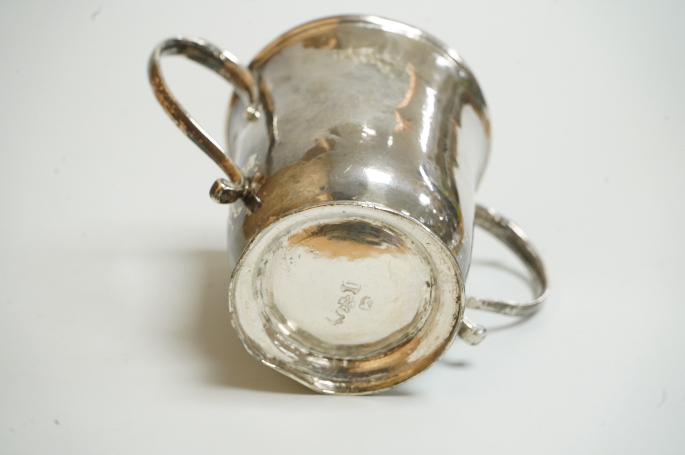 A George II silver two handled loving cup by William Shaw II & William Priest, London, 1753, height 89mm, 5oz.